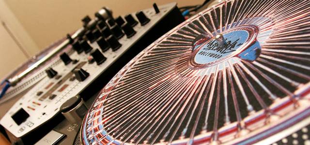 technics q c 640 300 2